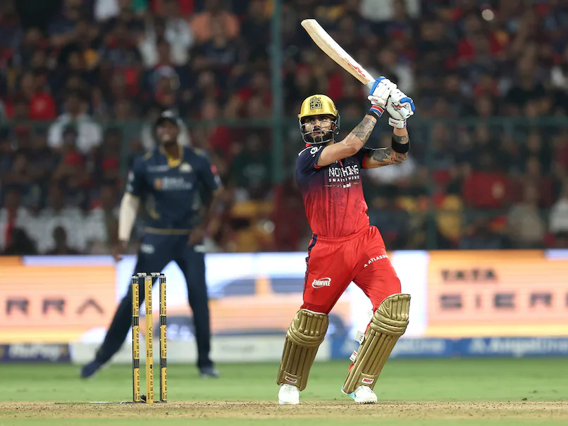 RCB vs GT: 81 रन बनाकर भी विराट ने नहीं लिया पूरा क्रेडिट, इस खिलाड़ी को बताया असली हीरो
