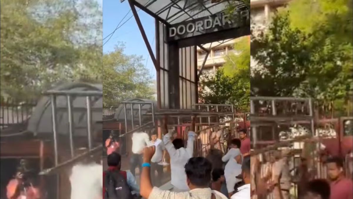DD न्यूज़ दफ्तर के बाहर NSUI का प्रदर्शन, पुतला फूंका और तोड़फोड़; तीन कार्यकर्ता गिरफ्तार