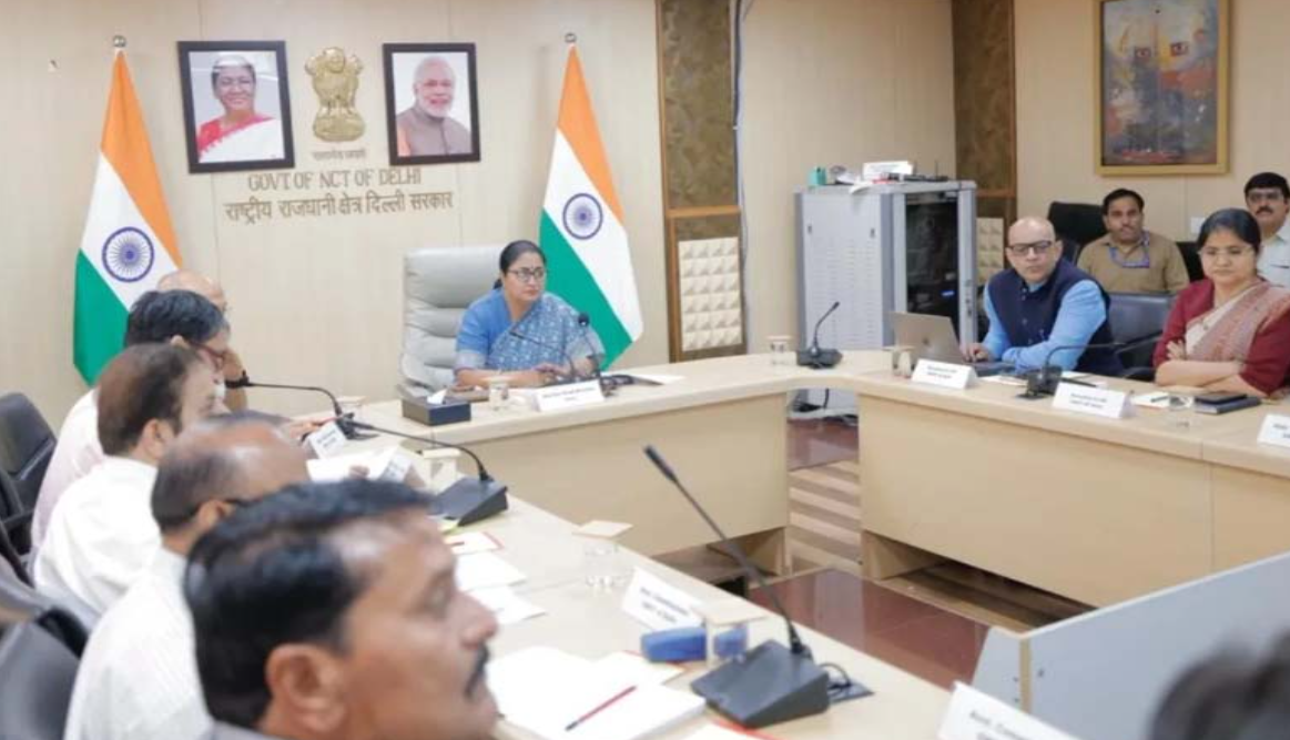 दिल्ली में जल्द जारी होंगे QR कोड आधारित स्मार्ट राशन कार्ड, पारदर्शिता बढ़ाने के निर्देश