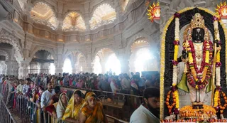 राम मंदिर चढ़ावा चोरी मामला: टिन्नू यादव समेत 8 आरोपियों पर FIR, करोड़ों के गबन की जांच तेज