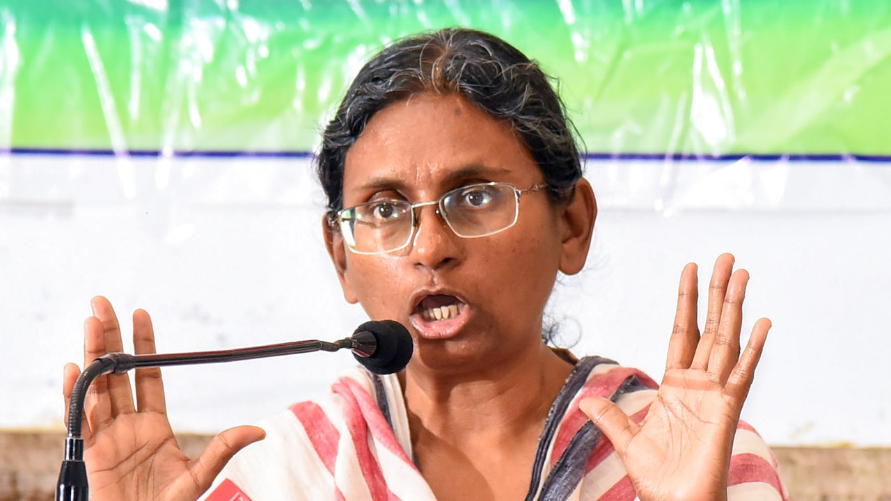 राज्यसभा नामांकन रद्द होते ही सुप्रीम कोर्ट पहुंची कांग्रेस: मीनाक्षी बोलीं—‘कानून नहीं, सत्ता का चला बुलडोजर’