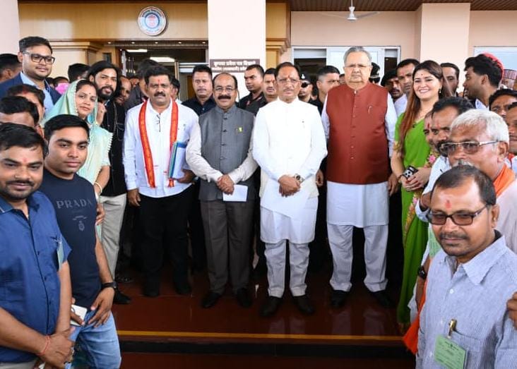 मुख्यमंत्री विष्णुदेव साय ने ‘भावना दीदी की साइंस पाठशाला’ को दिखाई हरी झंडी, ग्रामीण विद्यार्थियों तक पहुँचेगी AI और रोबोटिक्स की शिक्षा