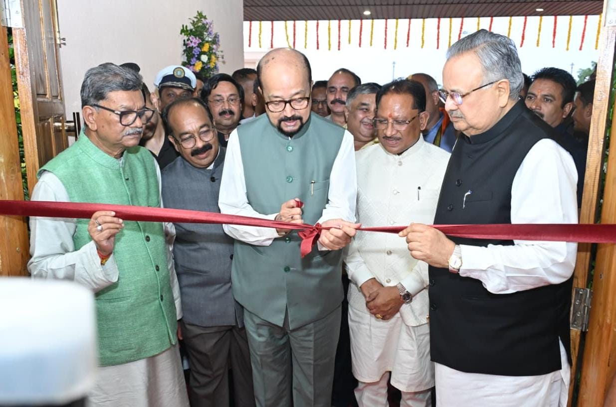 छत्तीसगढ़ विधानसभा में नवनिर्मित प्रेक्षागृह का लोकार्पण, उत्कृष्ट विधायक और संसदीय पत्रकार सम्मानित
