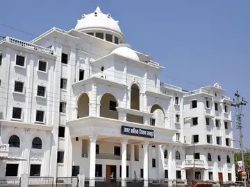 रायपुर नगर निगम की विशेष सामान्य सभा आज, जलभराव और सफाई व्यवस्था पर होगी अहम चर्चा